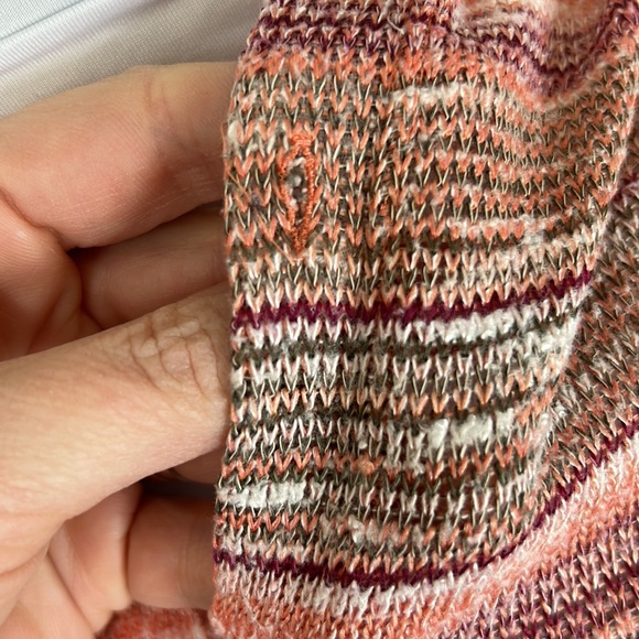 MAURICES Striped Sweater Hoodie Pink Shades Size Medium - Picture 4 of 7